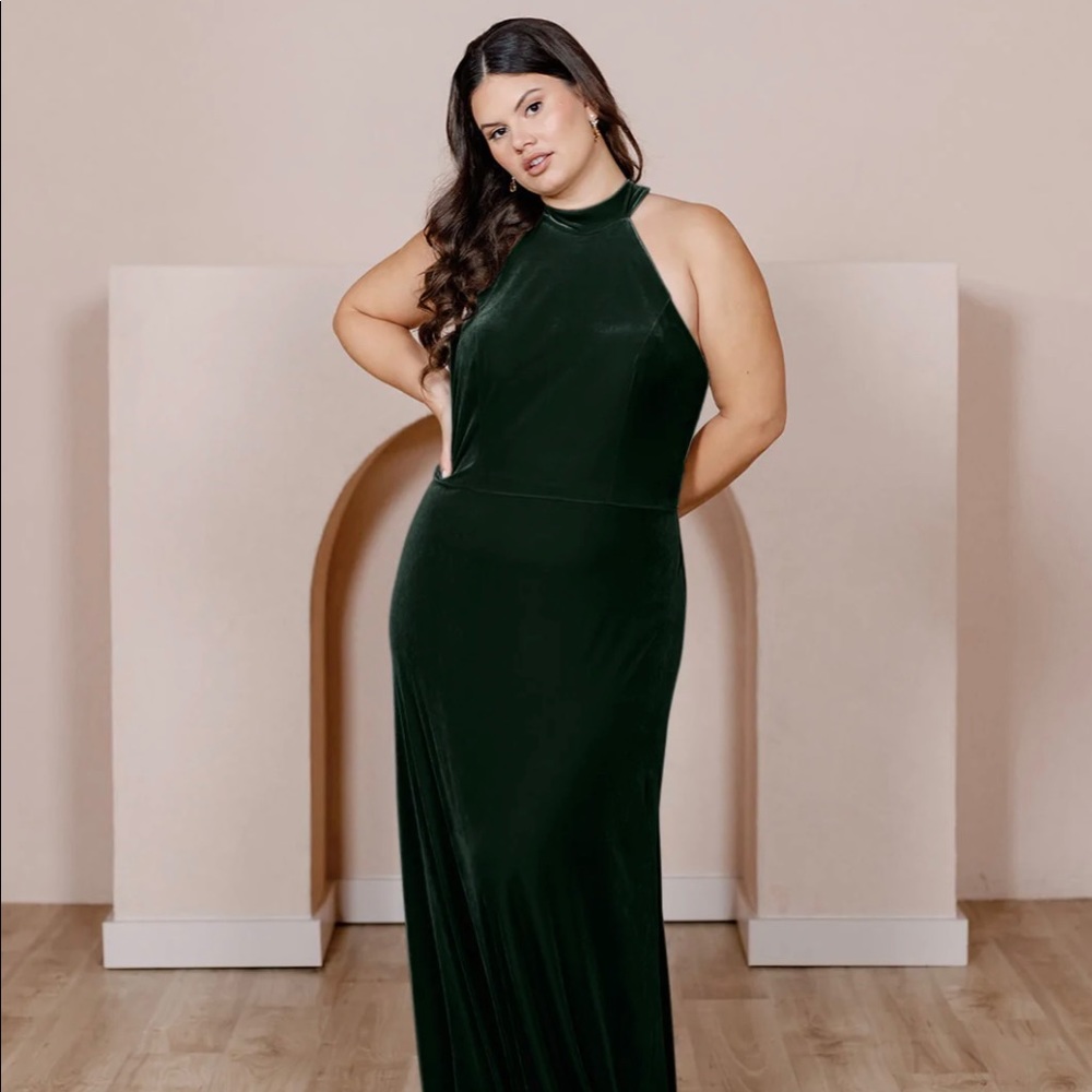 Revelry emerald green velvet Tori dress